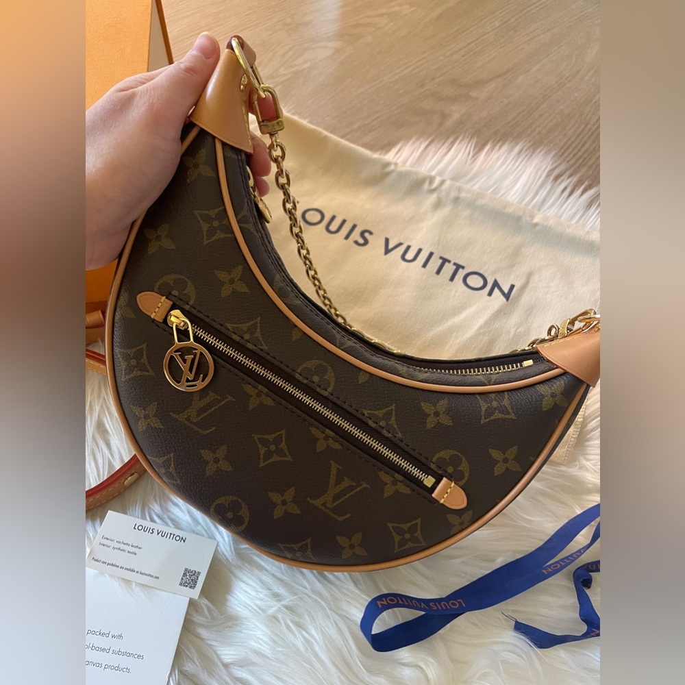 Louis Vuitton loop bag